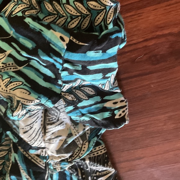 Hula Bay Leaf Print Halter top size 13 - Picture 7 of 7